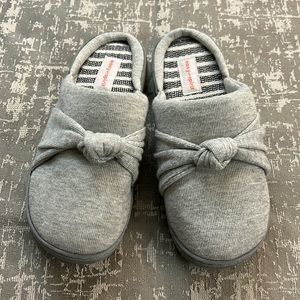 Easy Spirit Women’s Slip-on Slippers, Size 6.5 - 7.5 US - EUC